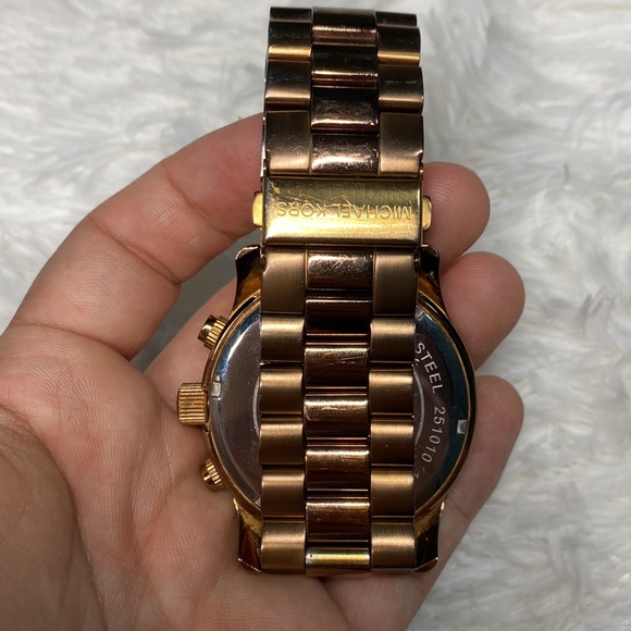 Unisex Michael Kors watch - Picture 4 of 5